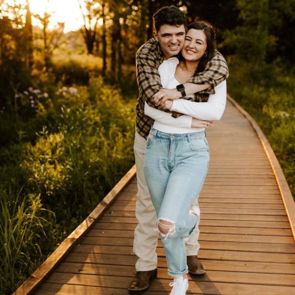 Meet your Posher, Allie - Picture 1 of 1